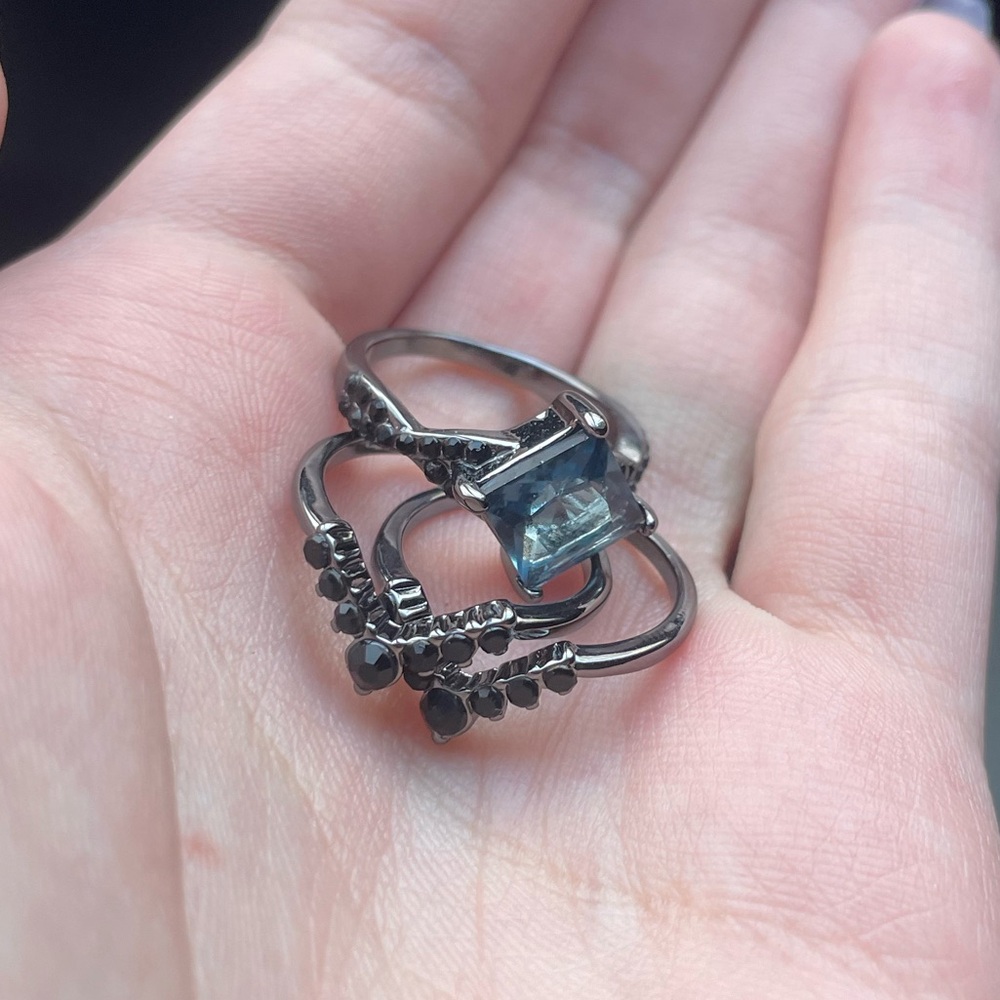 Black Gold Princess Cut 3 Piece Ring Set - Picture 10 of 11